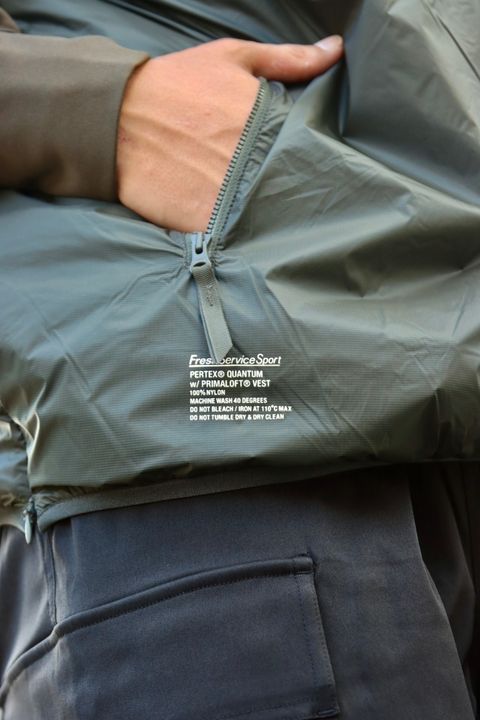 FreshServiceSport フレッシュサービススポーツ 23AW PERTEX®️QUANTUM PRO w/PRIMALOFT VESTスタイル