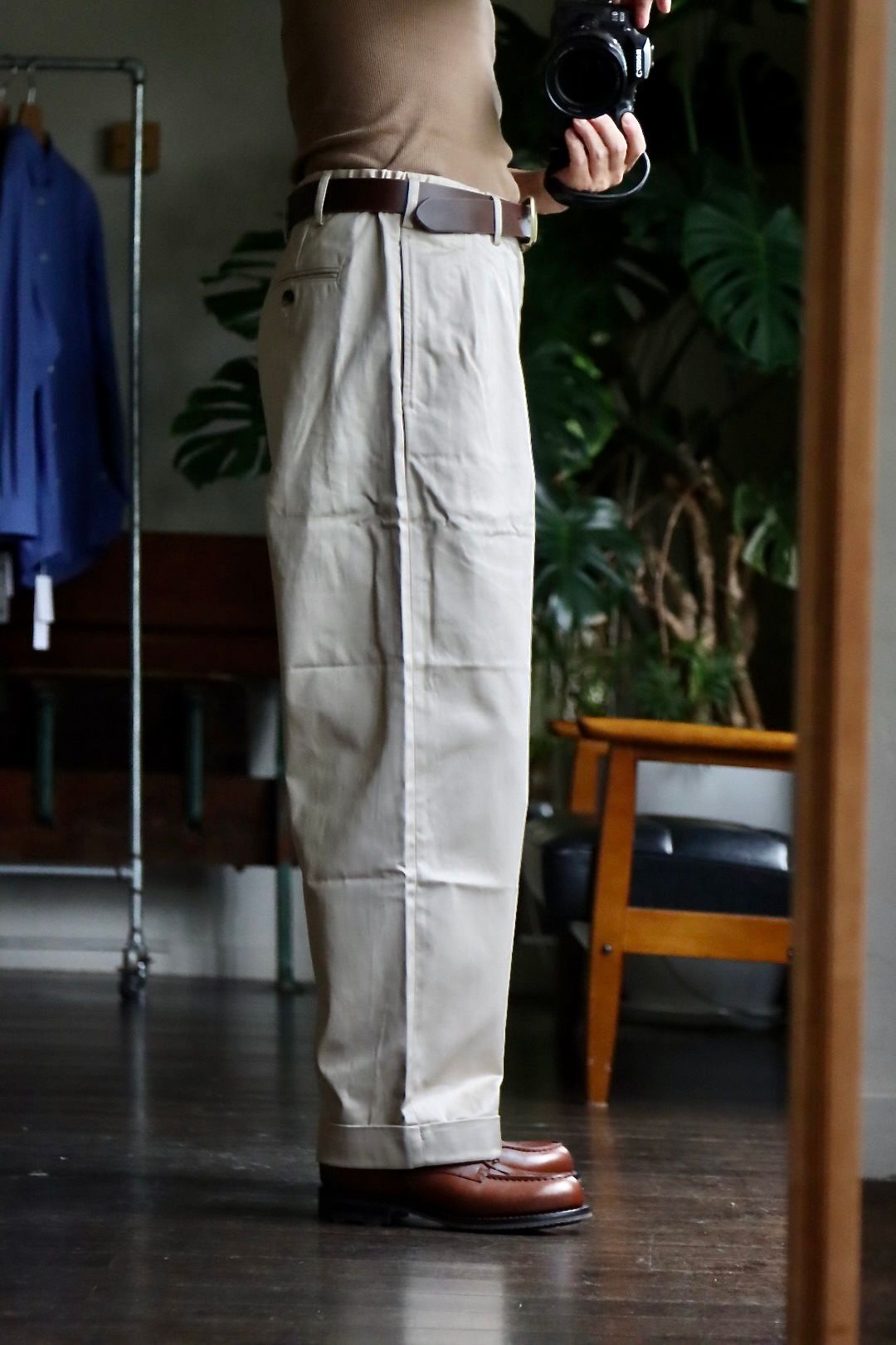 TapWater - Cotton Chino Tuck Trousers - チノパン