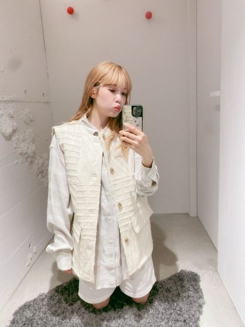 YOKE 新作BONDING OPAL WORK VEST style.2024.2.22