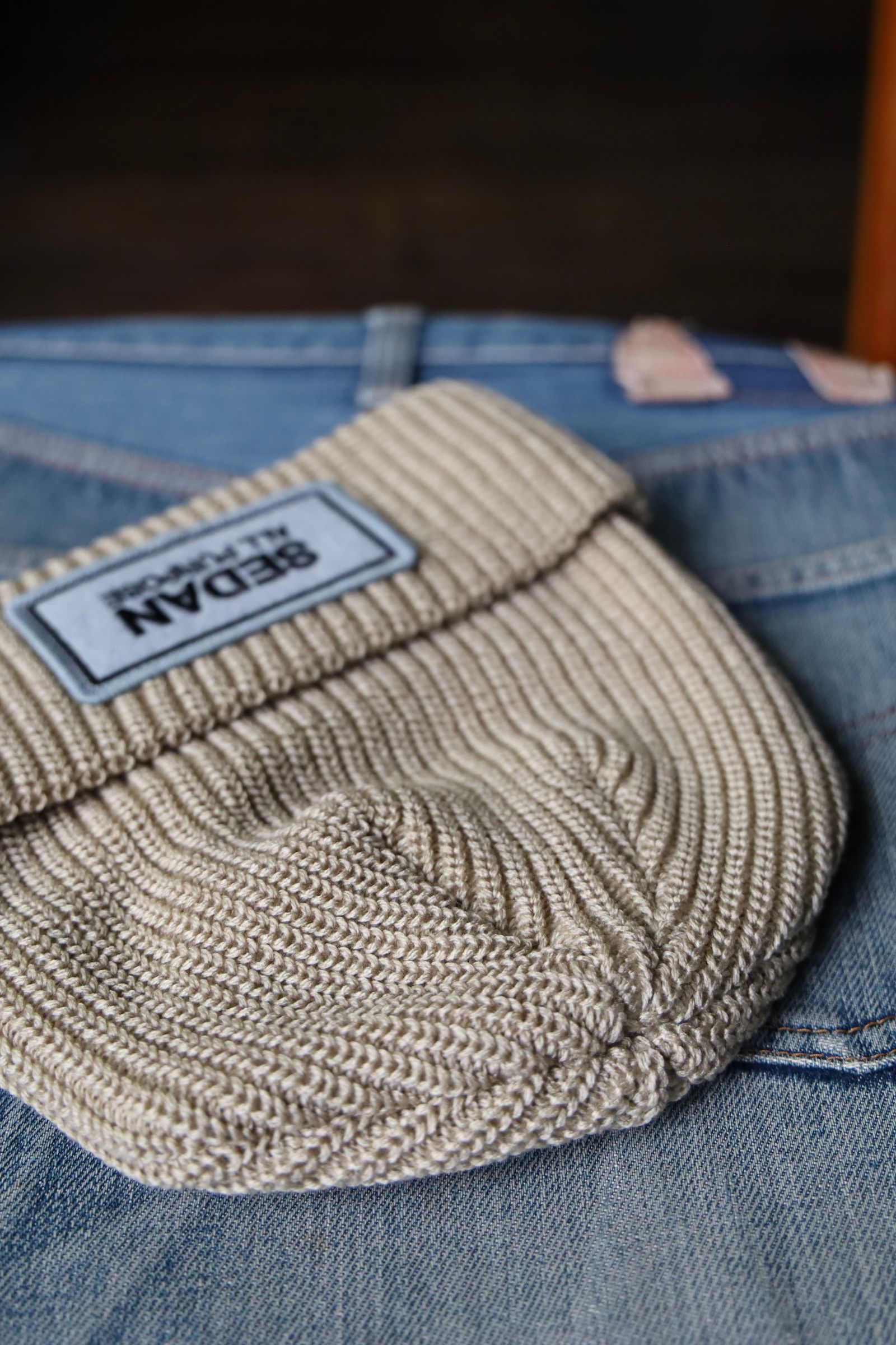セダンオールパーパス FW24 Maison Logo Beanie(SD24F-CP04) Sand Stone