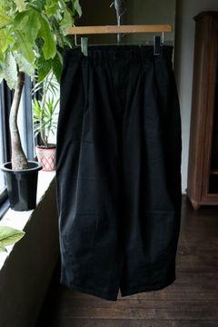 イズネス25AW HERRINGBONE BALLOON BAKER PANTS(1006SSBALOONPT01)BLACK