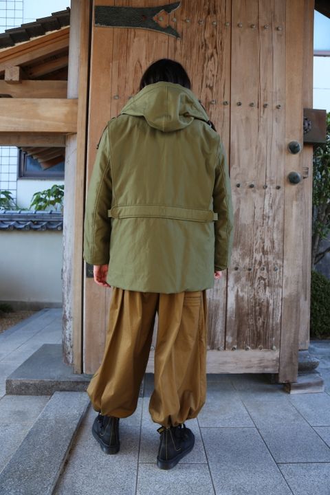 eYe JUNYA WATANABE COMME des GARCONS MAN 綿バックサテンミリタリーブルゾン(WF-J905-100)"KHAKI"style.2020.10.25.