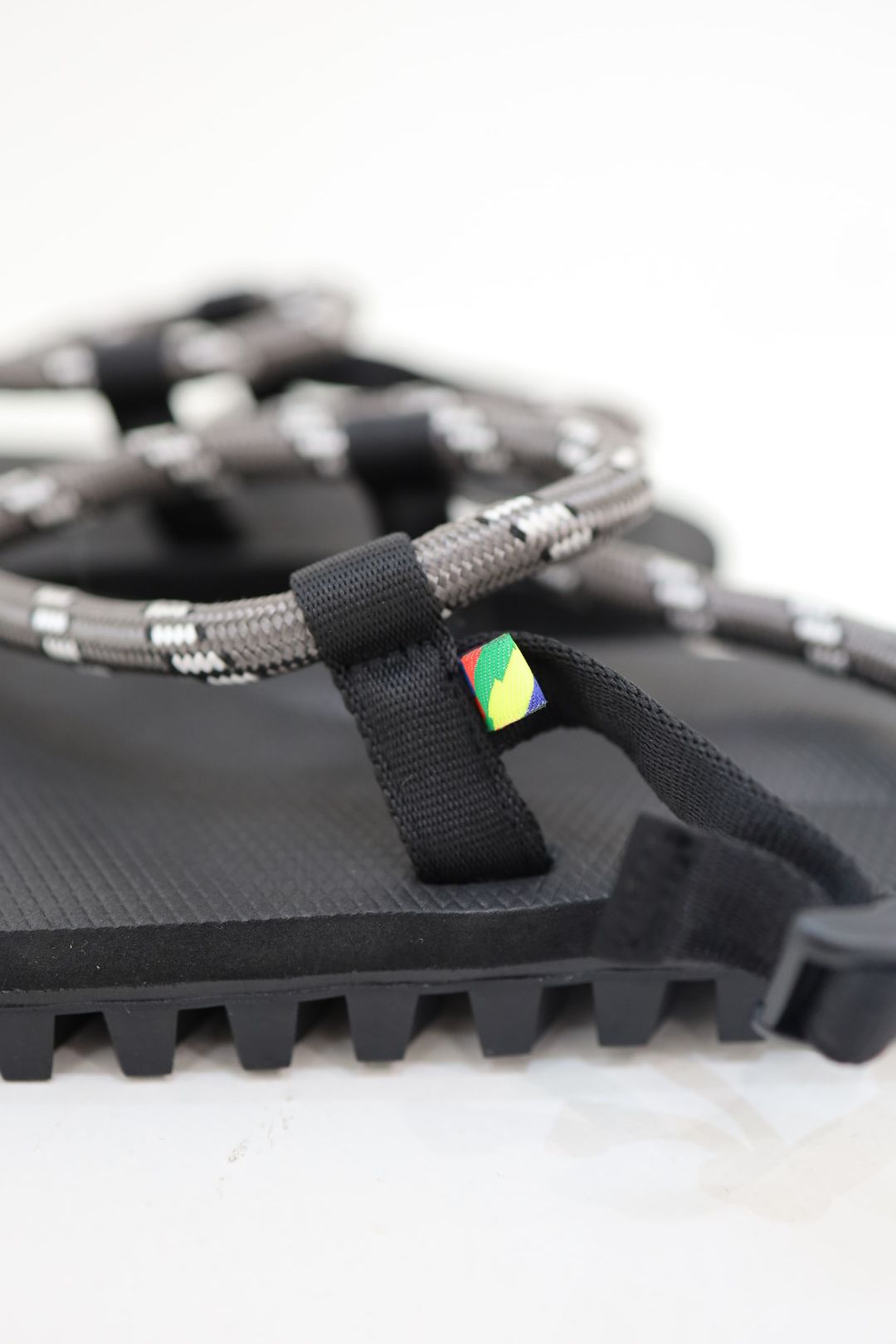 is-ness 26SS スイコックコラボサンダル Suicoke x is-ness GUT KAT-2-ISN(26SS_49_1008SANDALS01_OG-246-ISN)BLACK☆新作発売！