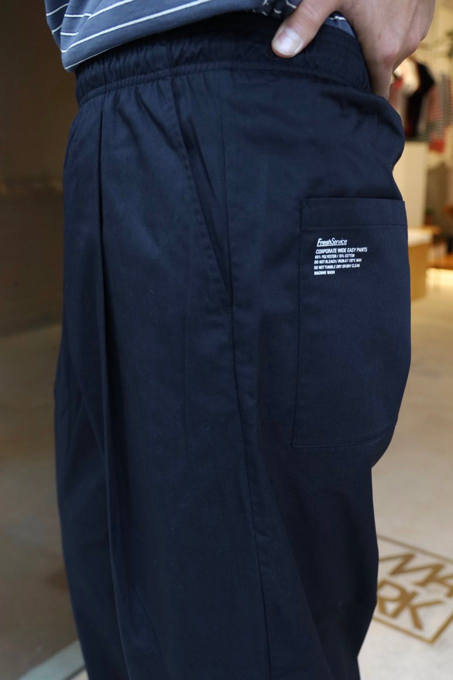 FreshService COMPACT BORDER V-NECK POLO MARKスタイル
