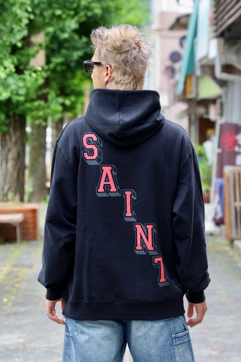JORDAN BRAND × ©SAINT MXXXXXX M J SM FLC HOODIE MARKスタイル