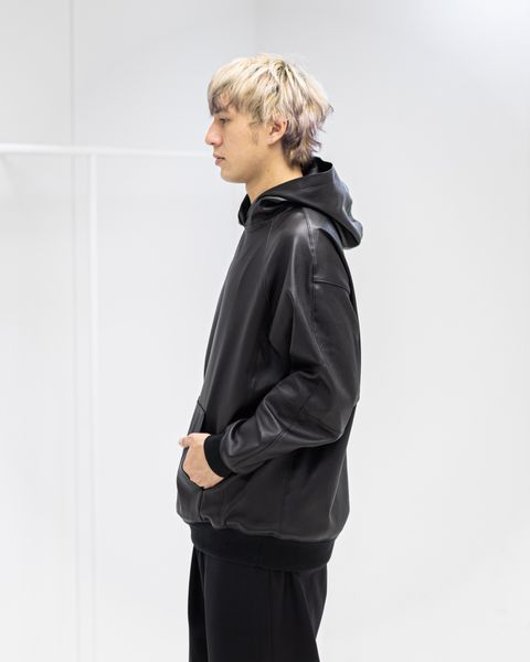 Graphpaper Bonded Leather Hooded Pullover 2月7日(土)新作発売！