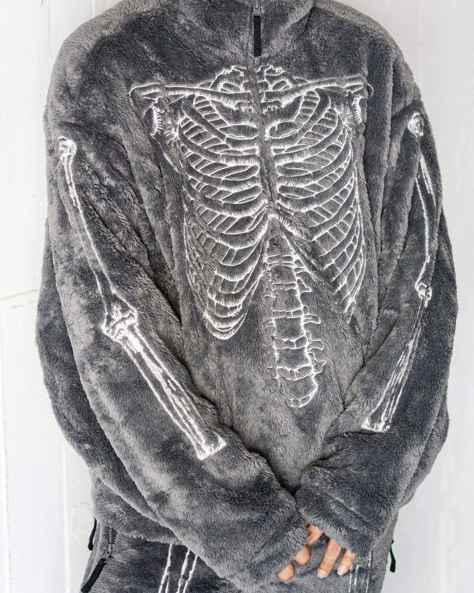 doublet 25AW GLOWINTHEDARK SKELTON FLEECEJACKET (25AW32BL232) GREY