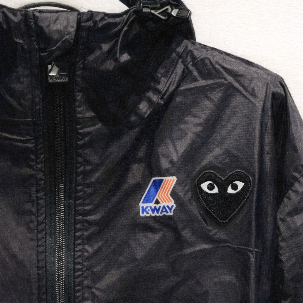 プレイコムデギャルソン K-WAYコラボ FULL ZIP HOODIE(BLACK)