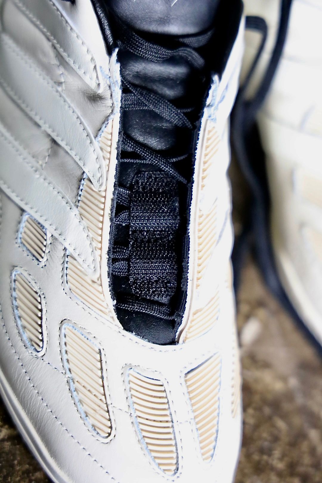 ワイスリー  Y-3 PREDATOR PRECISION(HP4657)CREAM WHITE☆新作発売！
