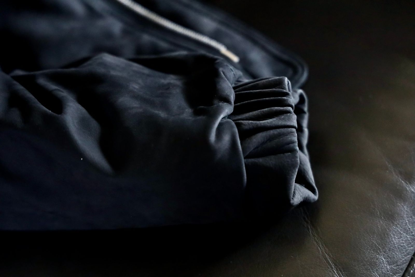 アプレッセ 2025 STYLE2 Nubuck Leather Down Jacket(25AAP-01-01)BLACK☆11月8日(土)発売！