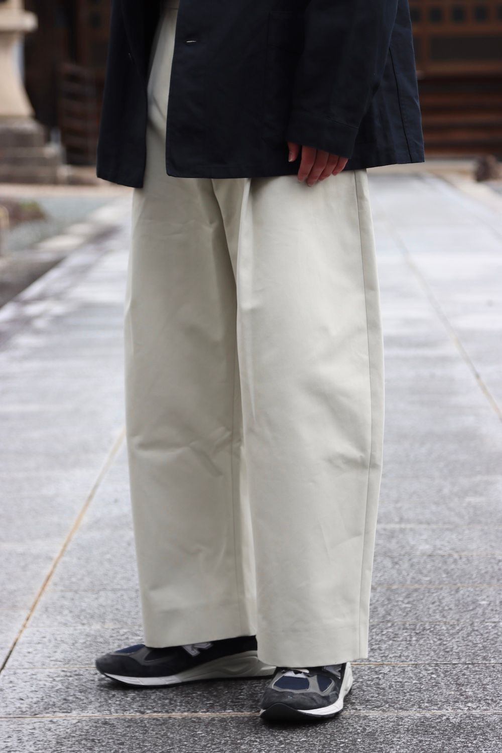 STUDIO NICHOLSON SORTE PEACHED COTTON TWILL DEEP PLEAT VOLUME