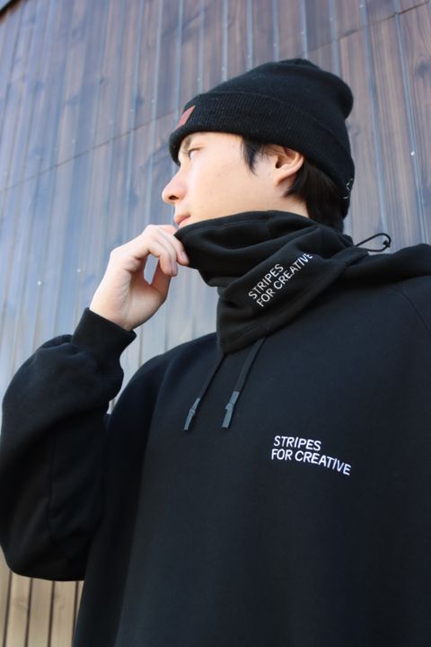 SFC RAGLAN HOODIE"BLACK"style.