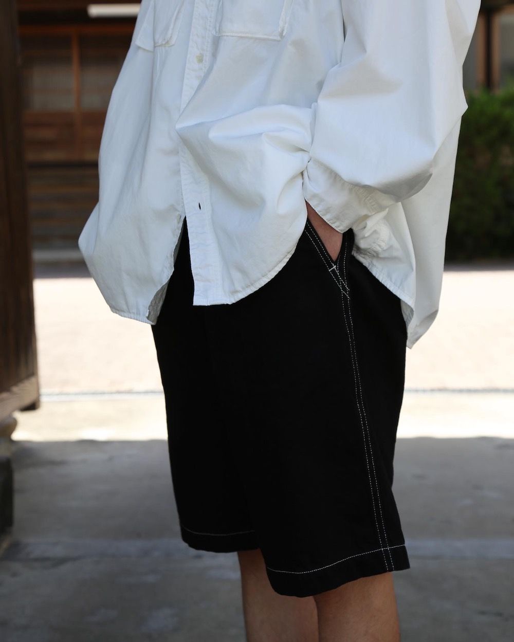Graphpaper Garment Dyed Poplin Umbrella Yoke Shirt(GM211-50032) style. 2021.04.26.