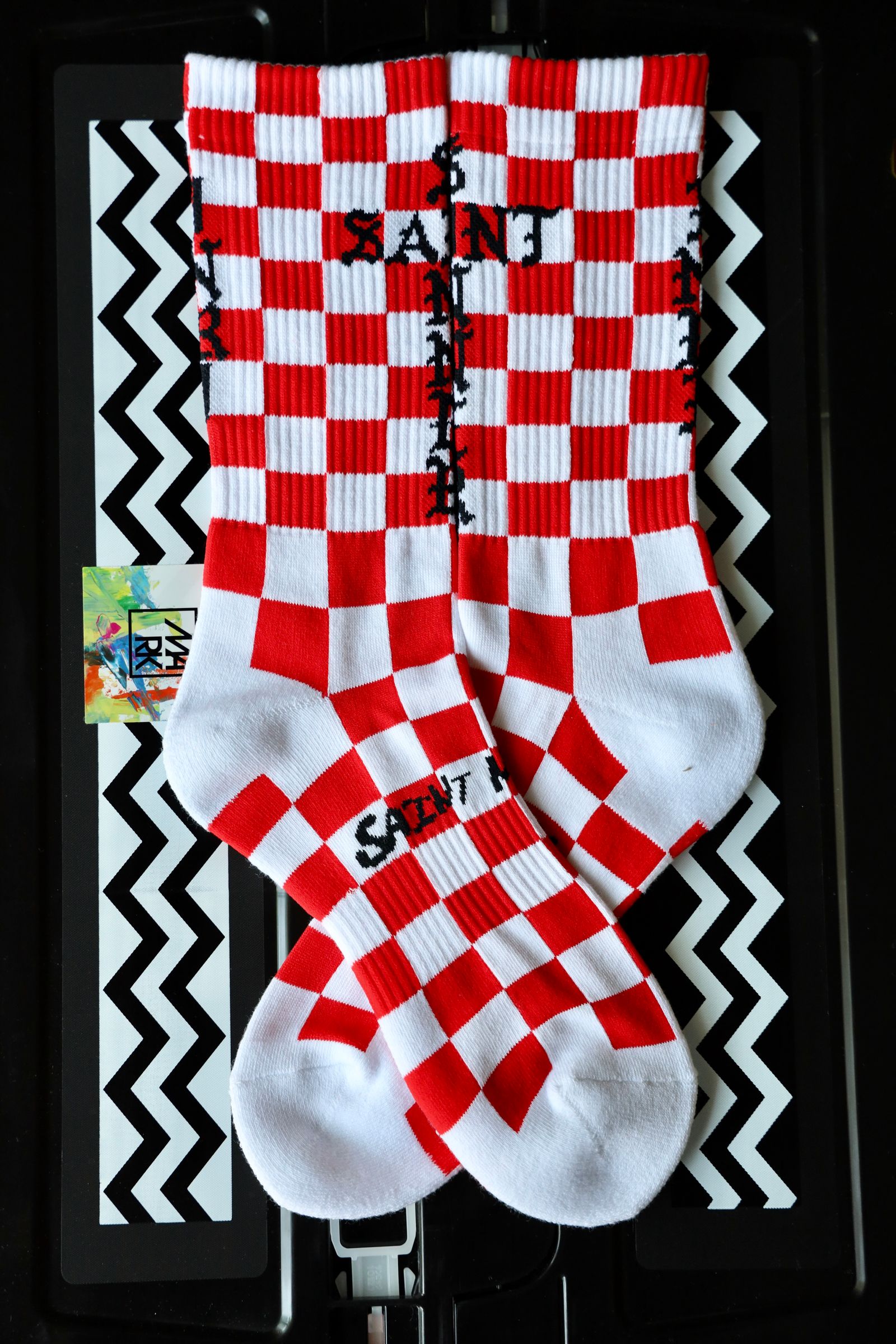 すぐにお届け セントマイケル SINNER ロゴ入り ソックス SAINT Mxxxxxx 新品 セント マイケル MICHAEL SINNER SOCKS