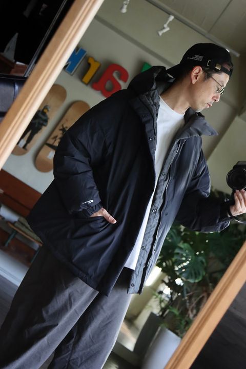 グラフペーパー22AW PERTEX Riversible Hooded Downスタイル.2022.9.23.
