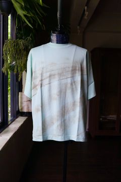 ヨーク24SS ABSTRACT PAINTED T-SHIRT(YK24SS0719CS) MIST GREEN