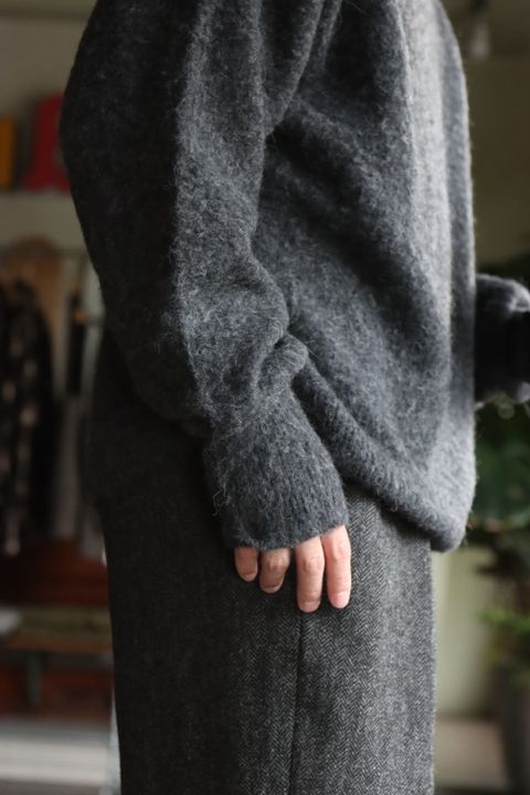 blurhms 22FW Wool Alpaka Napping Knitスタイル.2022.9.25.