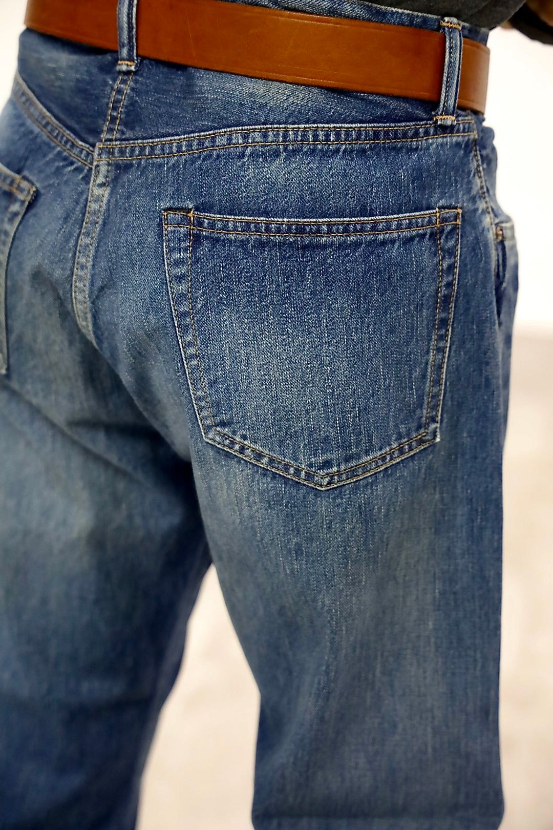 A.PRESSE Washed Denim Pants E"BLEACH"スタイル2025.10.12.