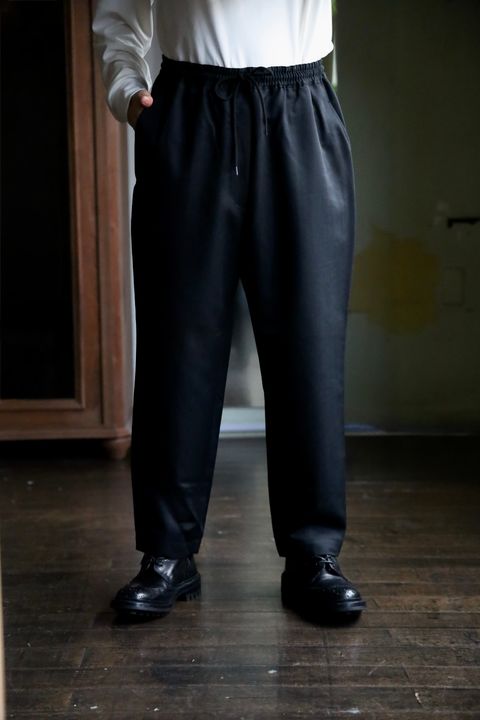 コムデギャルソンCOMME des GARCONS エステルテーパードパンツ 黒S 