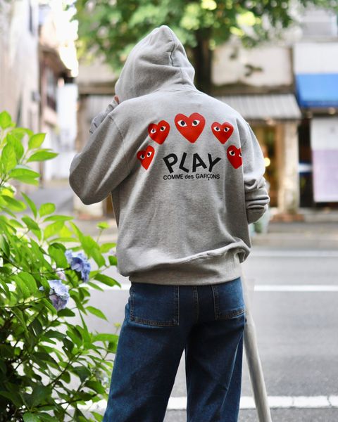 プレイコムデギャルソン PLAY SWEATSHIRT style.2023.6.23
