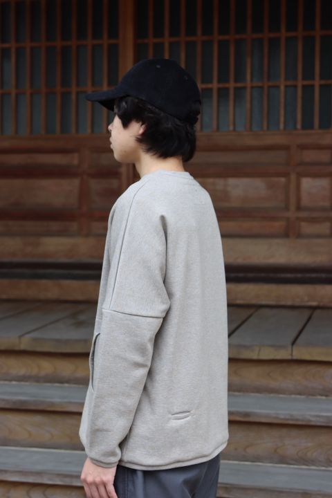 Graphpaper Wool Boa Zip-Up Vest(GU213-70205B) style. 2021.09.12.