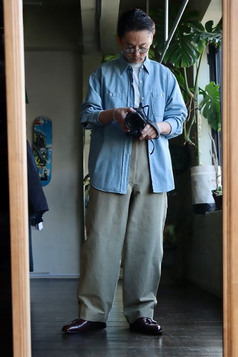 A.PRESSE 23SS Washed Chambray Shirtスタイル