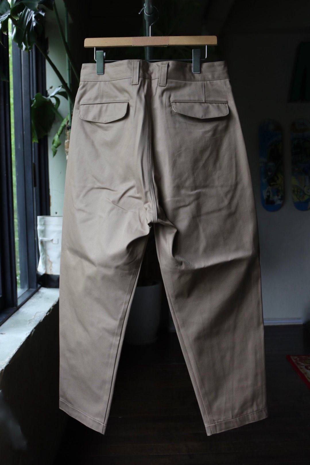 is-ness - イズネス23SS ワイドチノパンツ WIDE CHINO PANTS(16PT02T02