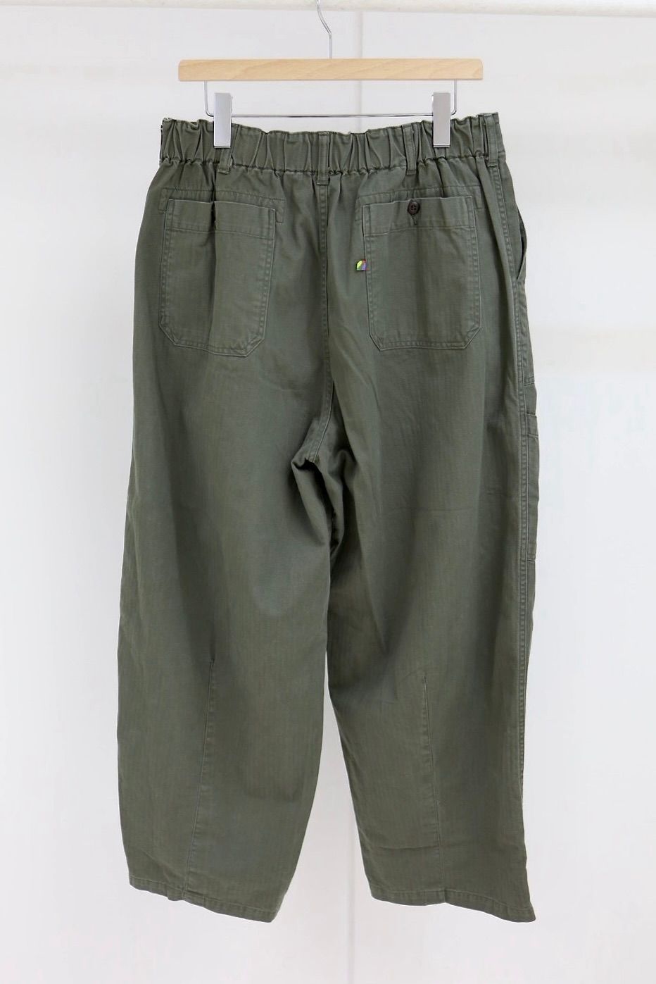 イズネス26AW NU Balloon EZ Pants(26AW_28_1008AWPT02)KHAKI☆8月29日(土)発売！