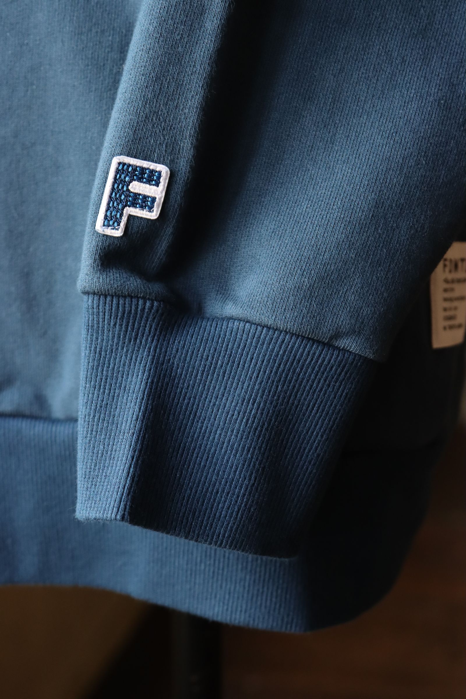 ファンダメンタル ロゴスウェットシャツ LOGO SWEAT SHIRT(FA2424CSC14)NAVY