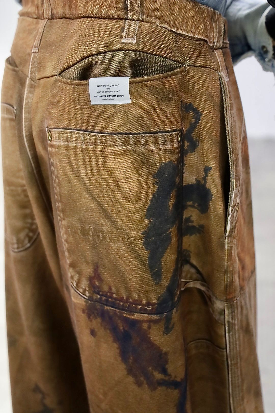 TALKING ABOUT THE ABSTRACTION PRINT DUCK WIDE PT"BROWN"スタイル