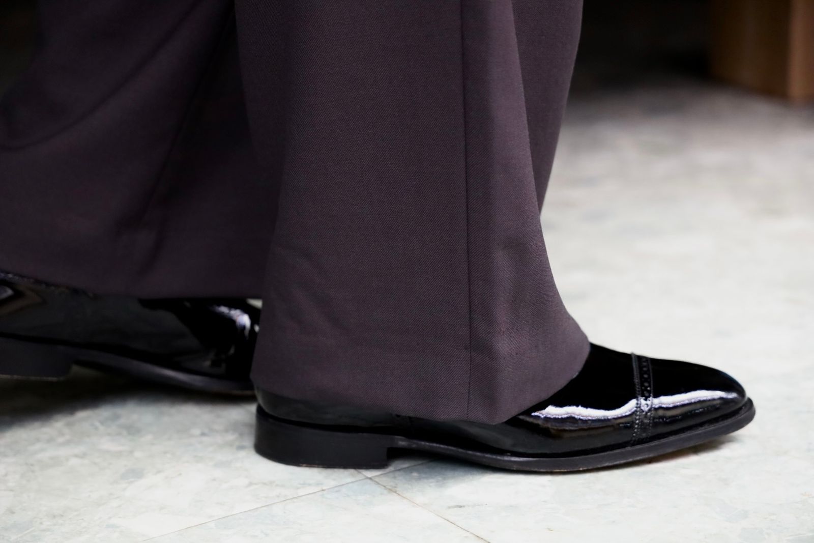 marka マーカ 26SS TWO TUCK MILITARY TROUSERS -RECYCLED POLYESTER NON-MULESED WOOL GABARDINE-(M26A06PT01C)CHARCOAL GRAY☆新作発売！