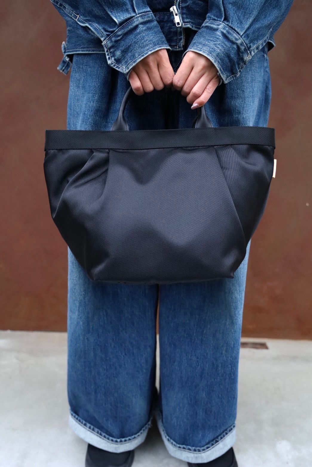 エンダースキーマ バッグ 2tuck tote M(yv-b-2tm)black☆1月10日(土)発売！