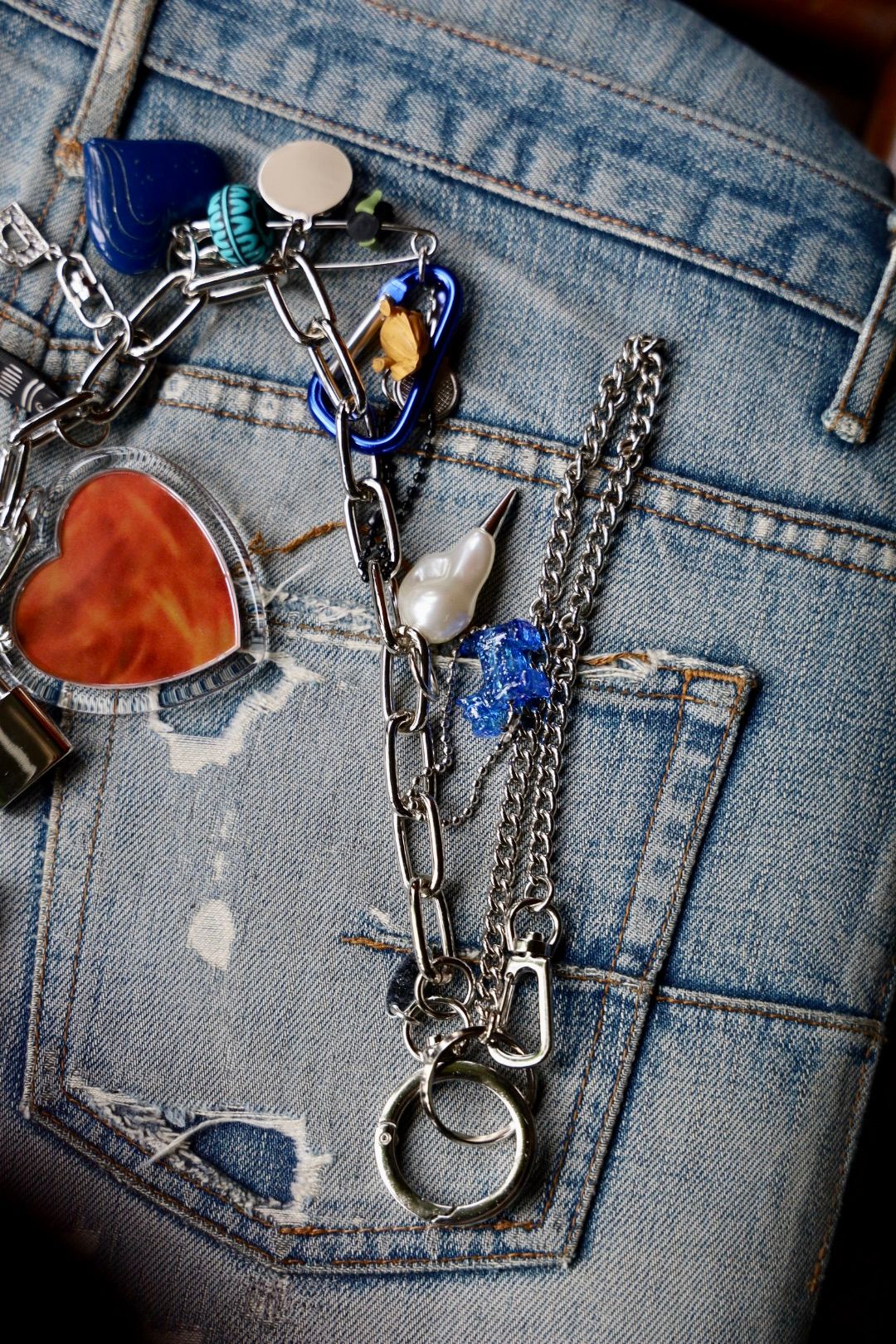 ダブレット25AW KEY CHAIN WITH DOG DOLL(25AW91AC36) BLUE