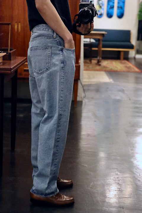 A.PRESSE 24SS Washed Denim Pantsスタイル