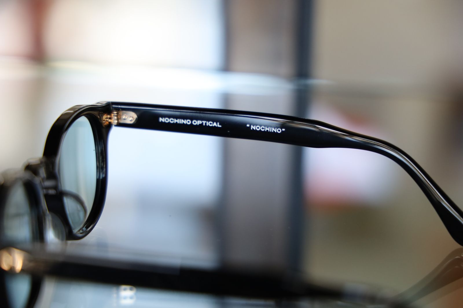 ノチノオプティカル "NOCHINO" #23.GLOSS BLACK × BLUE GREY to GREY (調光モデル)
