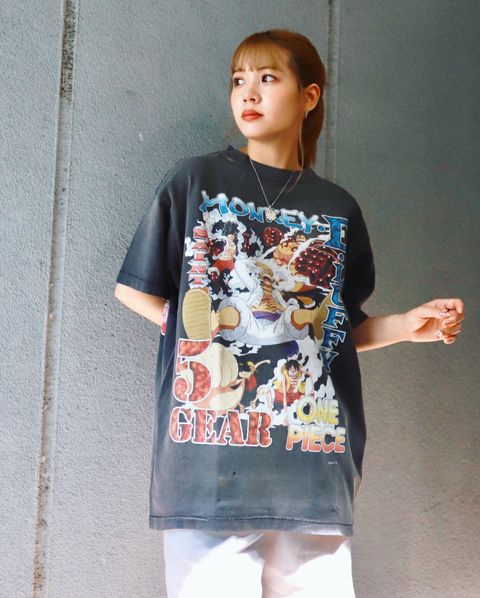 ©SAINT M××××××ワンピースコラボレーションTシャツスタイル