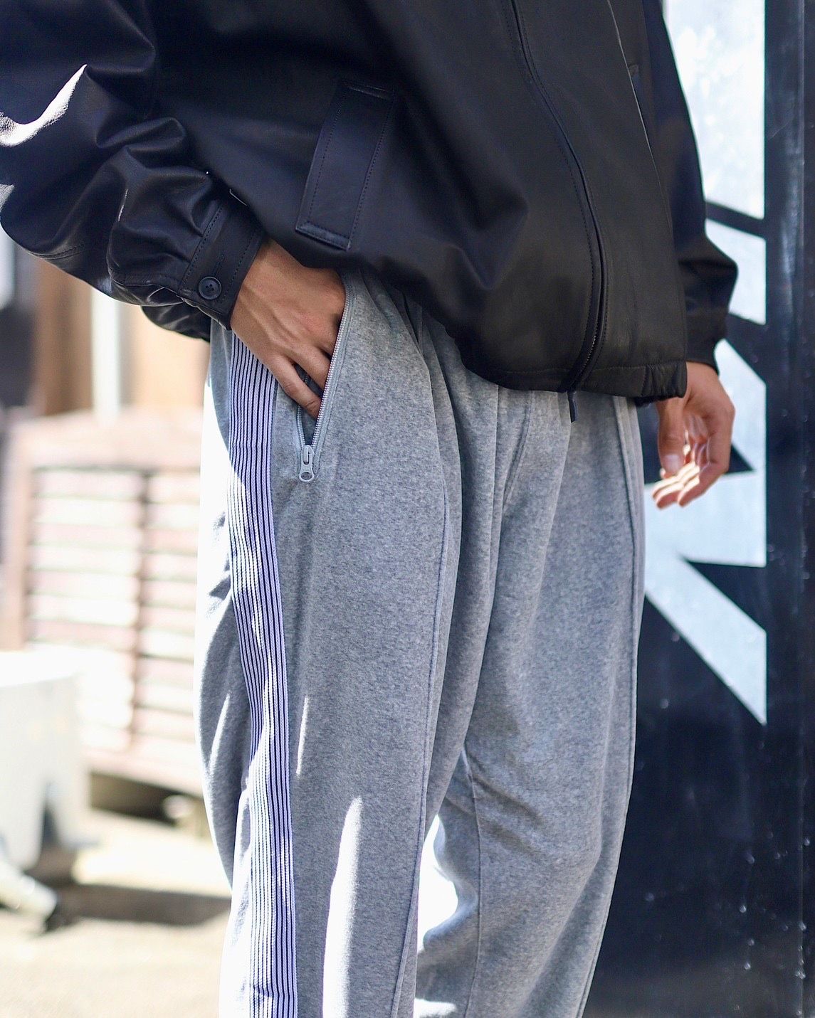 STRIPES FOR CREATIVE FW23 VELOUR TRACK PANTSスタイル