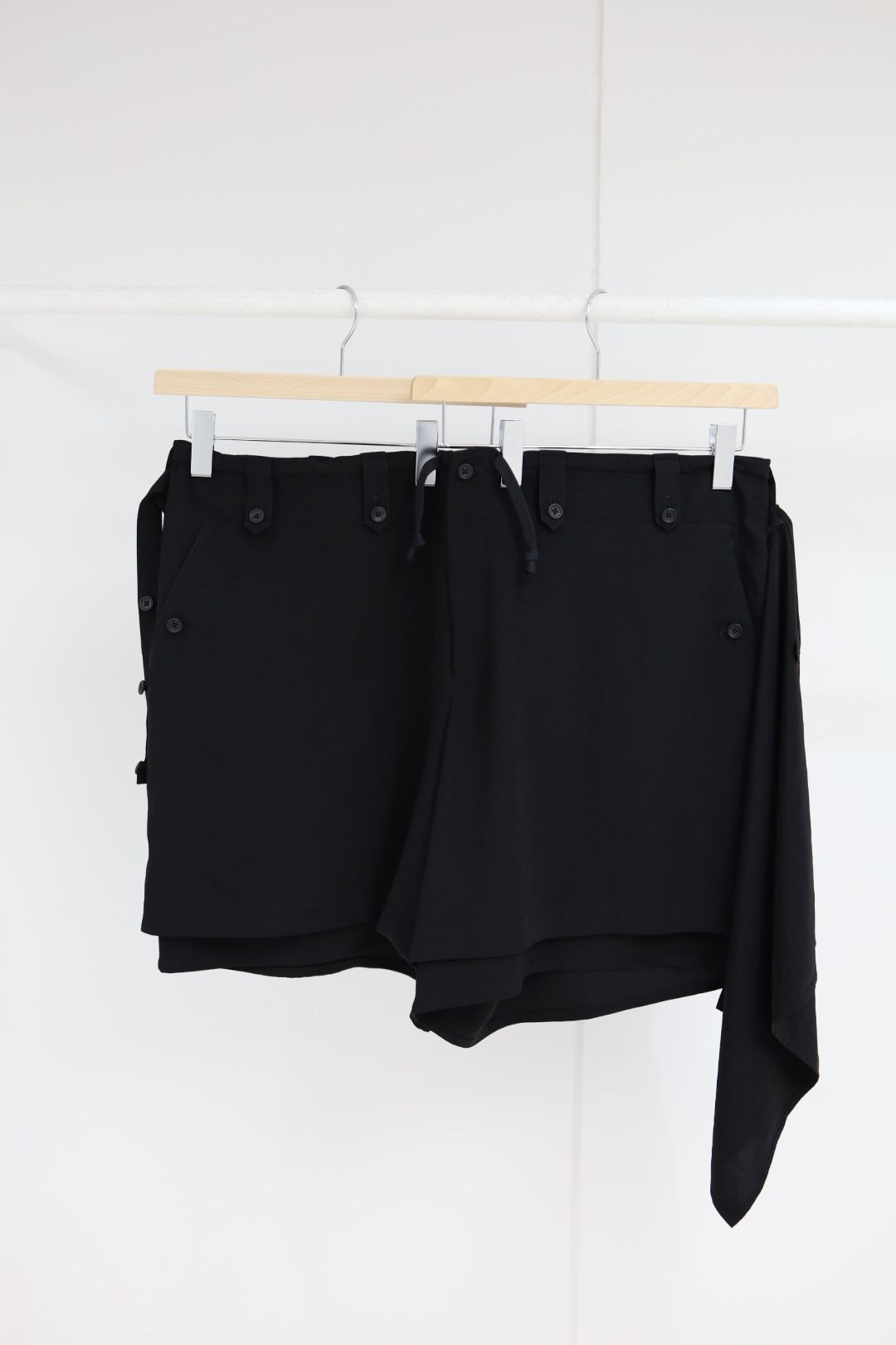 ヨウジヤマモト ドレープ布付きハーフパンツ(HK-P34-500)☆新作発売！