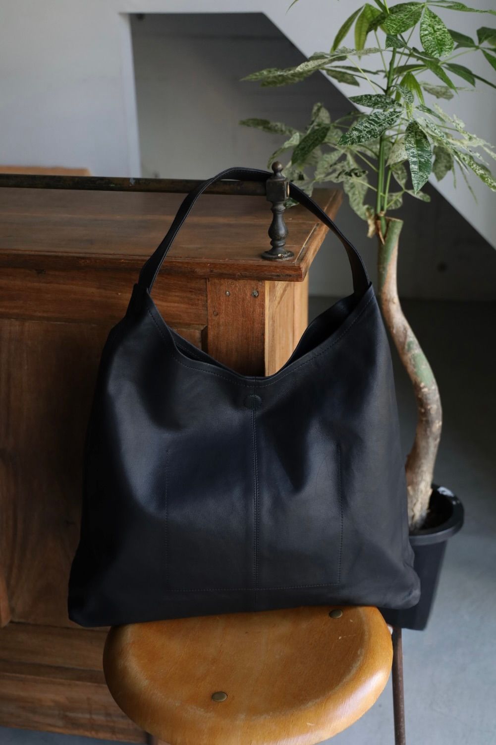 Morphee / モルフェトートバッグ TRIANGLE SHOULDER(TAM-BLK)BLACK☆新作発売！