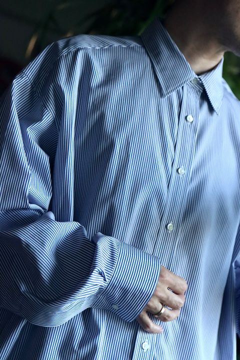 グラフペーパー22AW High Count Broad Stripe Regular Collar Shirt"BLUE STRIPE"スタイル