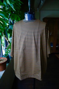 イズネス24AW BALLOON STRIPES T SHIRT(31SSSH05-2)KHAKI×BEIGE border
