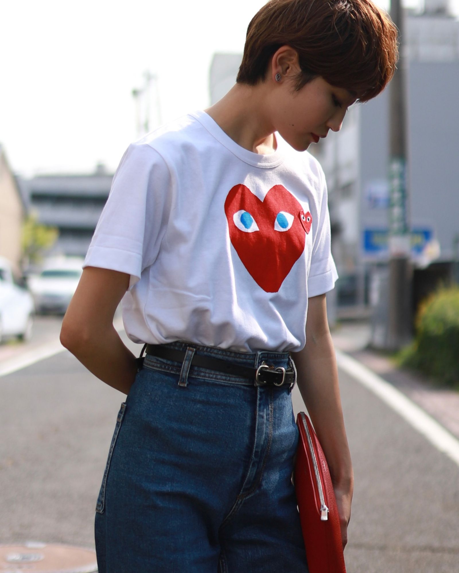 プレイコムデギャルソン REDハート With Blue Eyes Tシャツstyle.2023.6.23