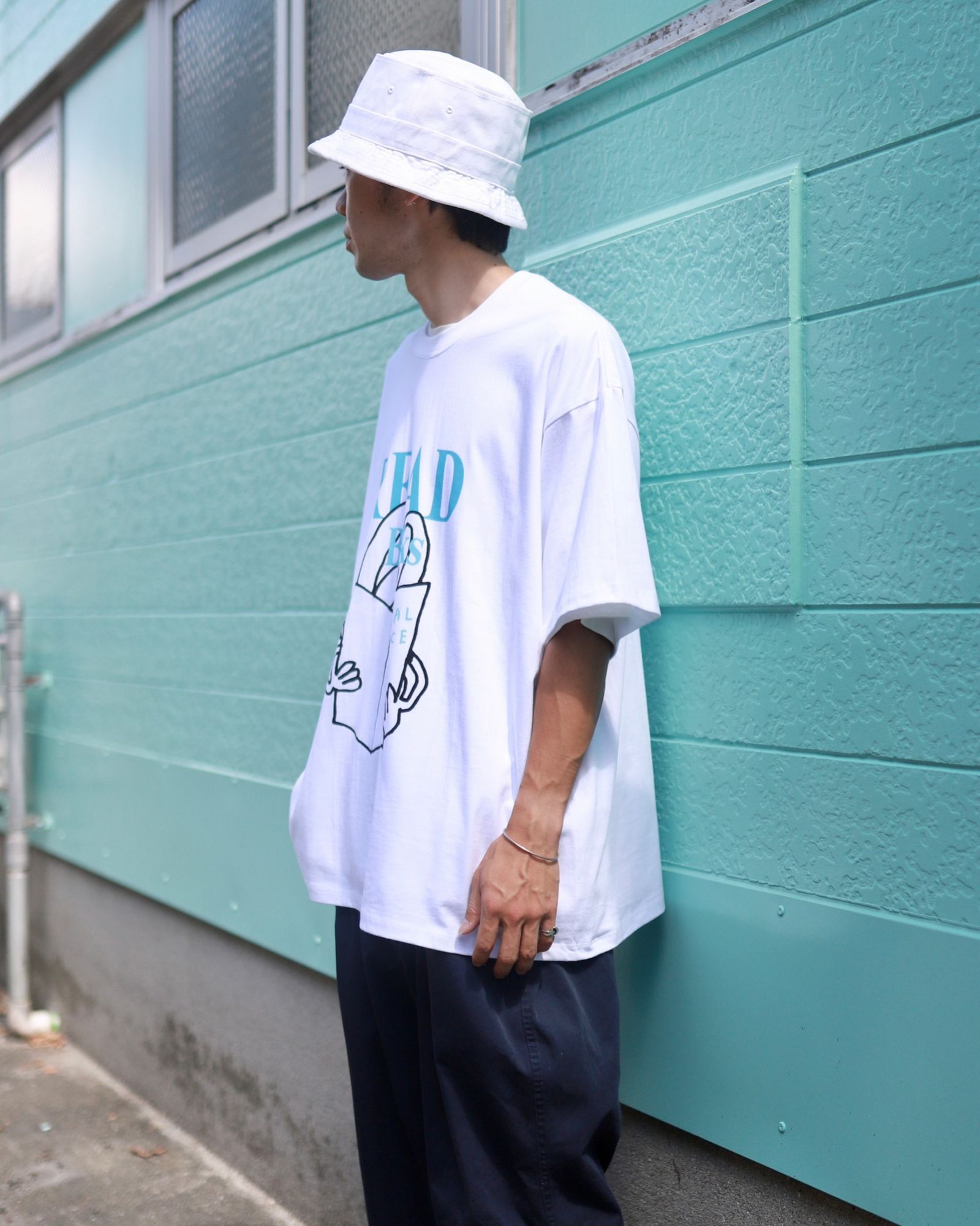 FreshService 23AW TシャツAS×FS CORPORATE S/S TEE"READ"BLUEスタイル