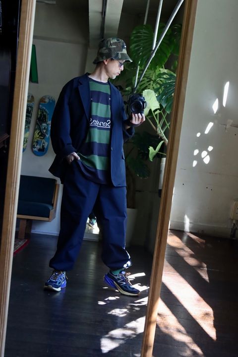 FreshService × HOUYHNHNM “EDITOR’S JACKET” & “EDITOR’S TROUSERS”NAVYスタイル