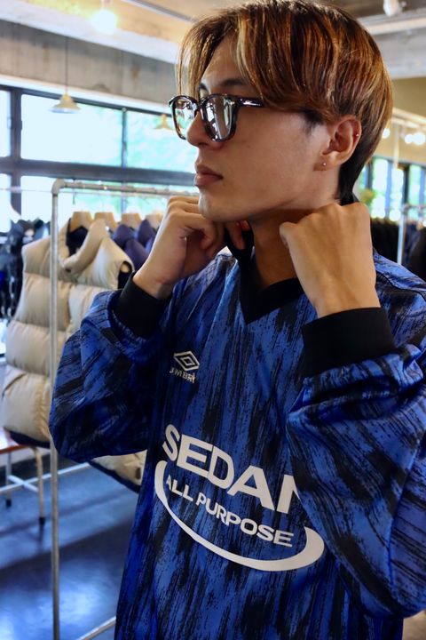 SEDAN ALL-PURPOSE 23FW UMBRO Game Shirt"Blue×Black"スタイル