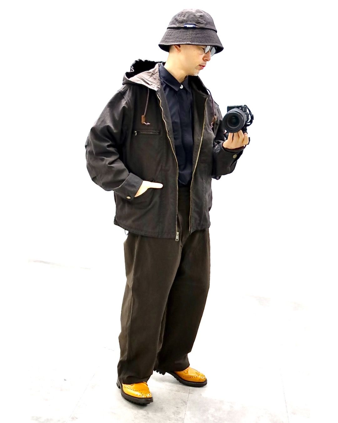 コムデギャルソンオム26SS ナイロンオックス製品染ワークパンツ(HQ-P003-051)BROWN