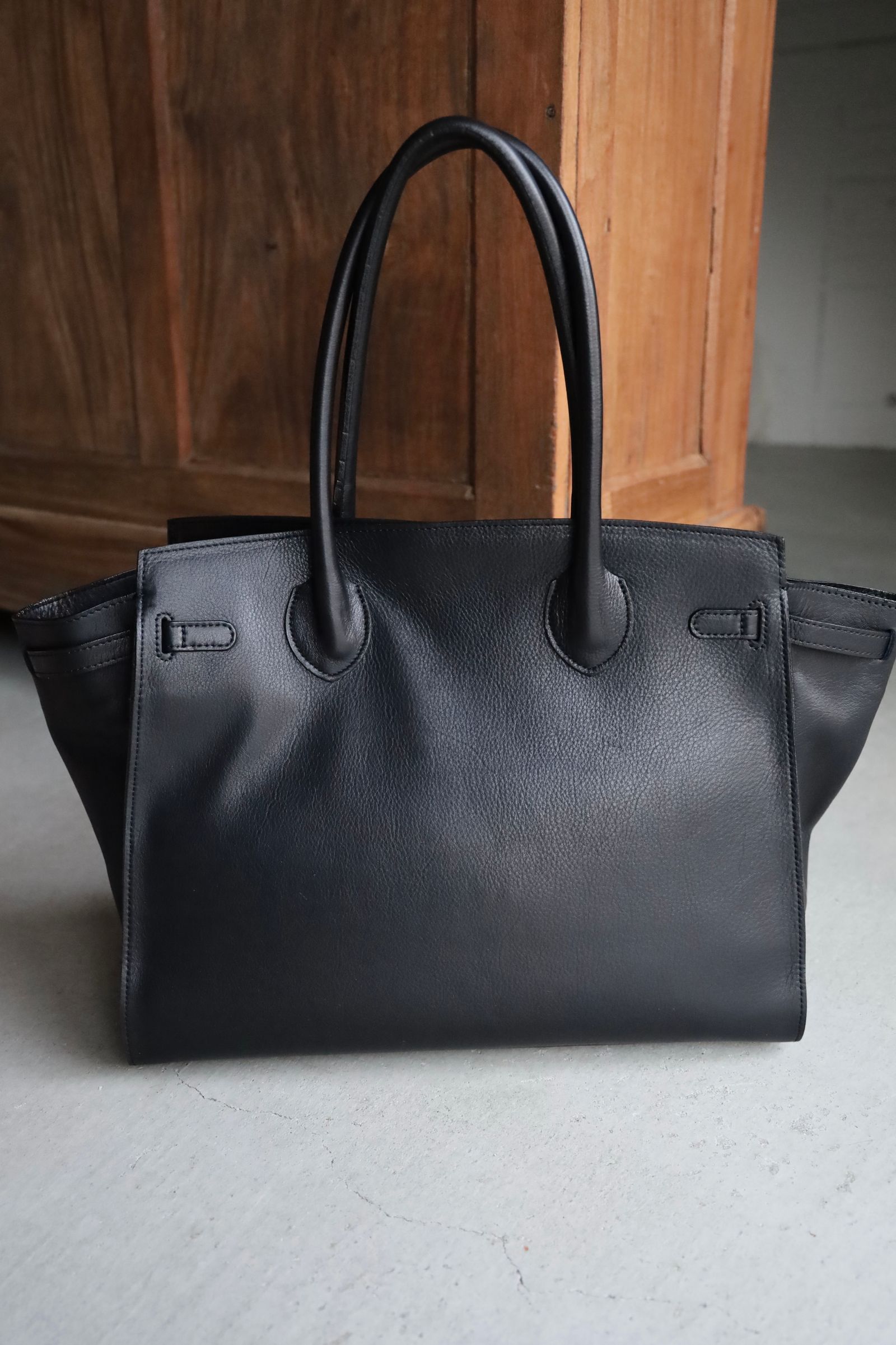 doublet 25SS “ITA” LEATHER BAG(25SS03BG57)BLACK☆1月11日(土)発売！