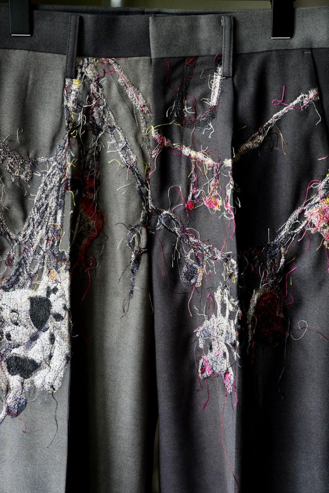 doublet 25AW  EMBROIDERED CHAIN TAILORED TROUSERS (25AW16PT320) CHACORL☆8月9日(土)発売！
