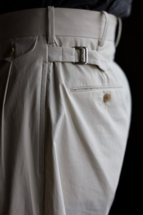 A.PRESSE High Density Weather Cloth Trousersスタイル