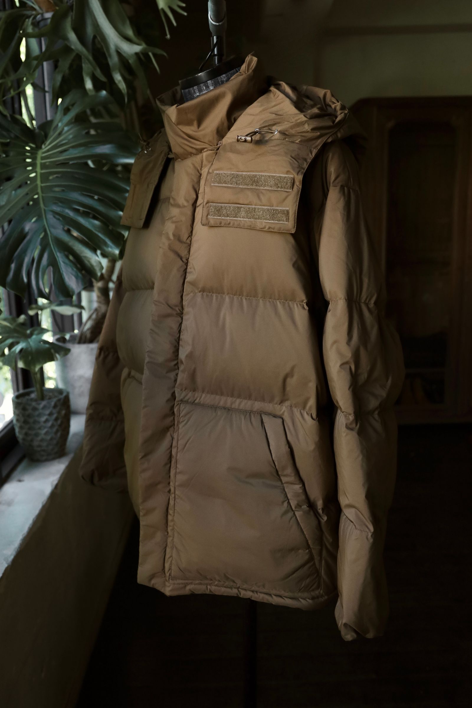 フレッシュサービス CORPORATE DOWN JACKET(FSC243-10111B)BROWN